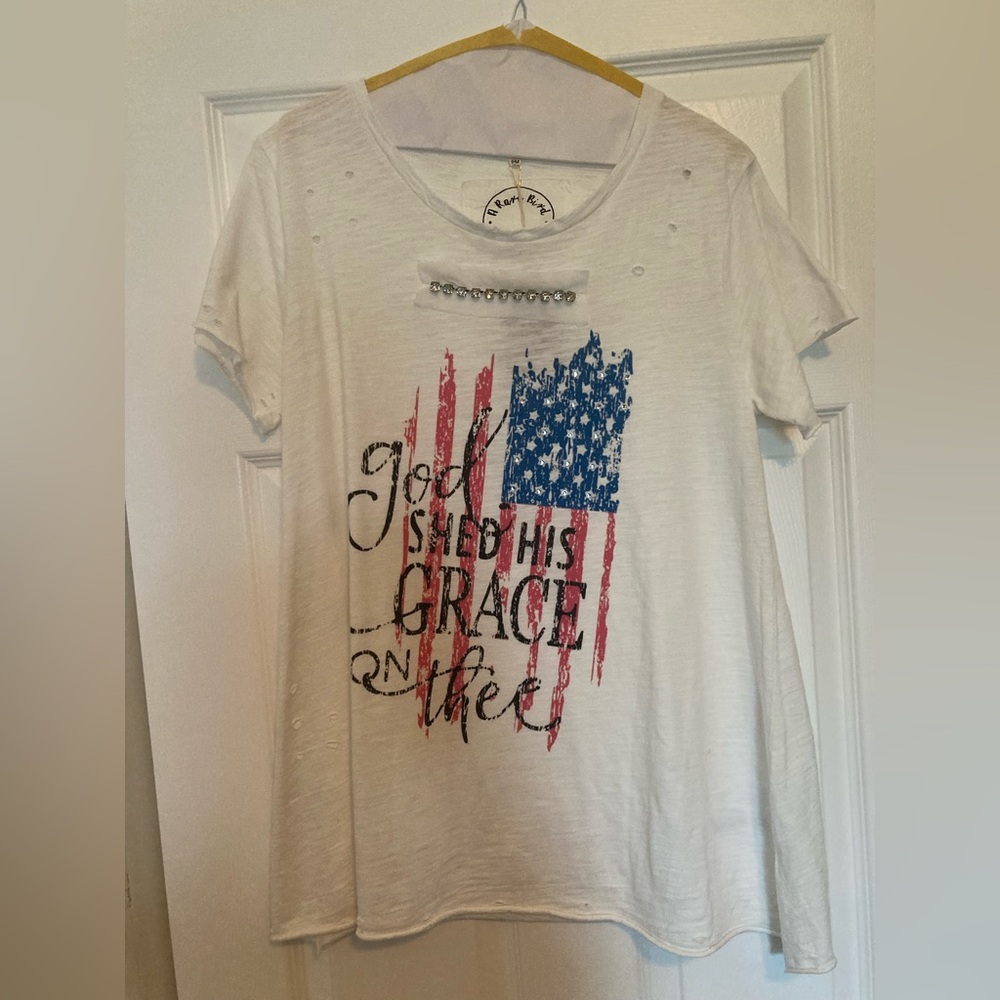 A Rare Bird Patriotic Graphic Tee, Size S/M